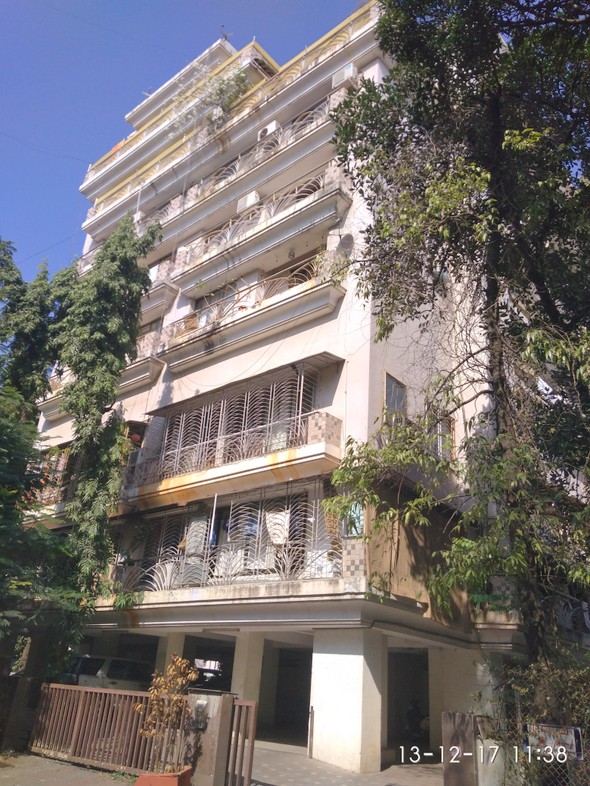 Main - Gulmohar, Bandra West
